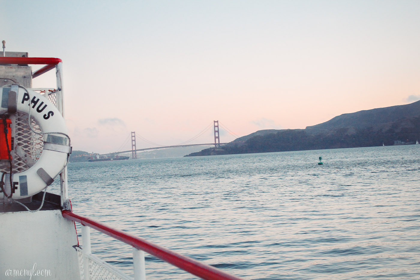 San Francisco Bay Sunset Cruise photographed by travel blogger Armenyl