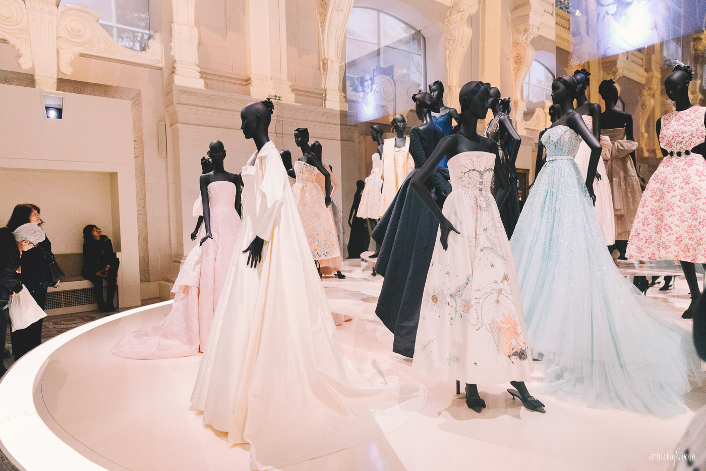The Christian Dior, couturier du rêve - Exhibition in Paris Photography by Armenyl