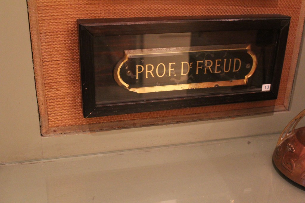 Freud Museum by Armenyl