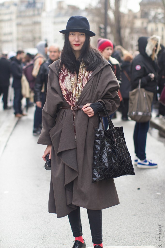 Street Style at Balmain: The Perfect Cover Up | Armenyl