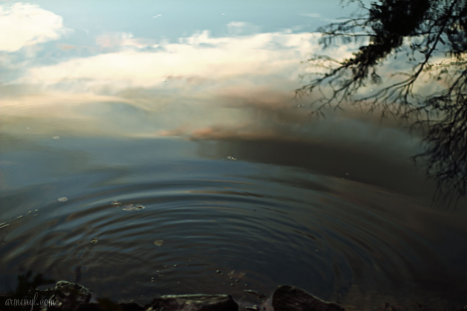 reflections of the sky photo by Armenyl.com