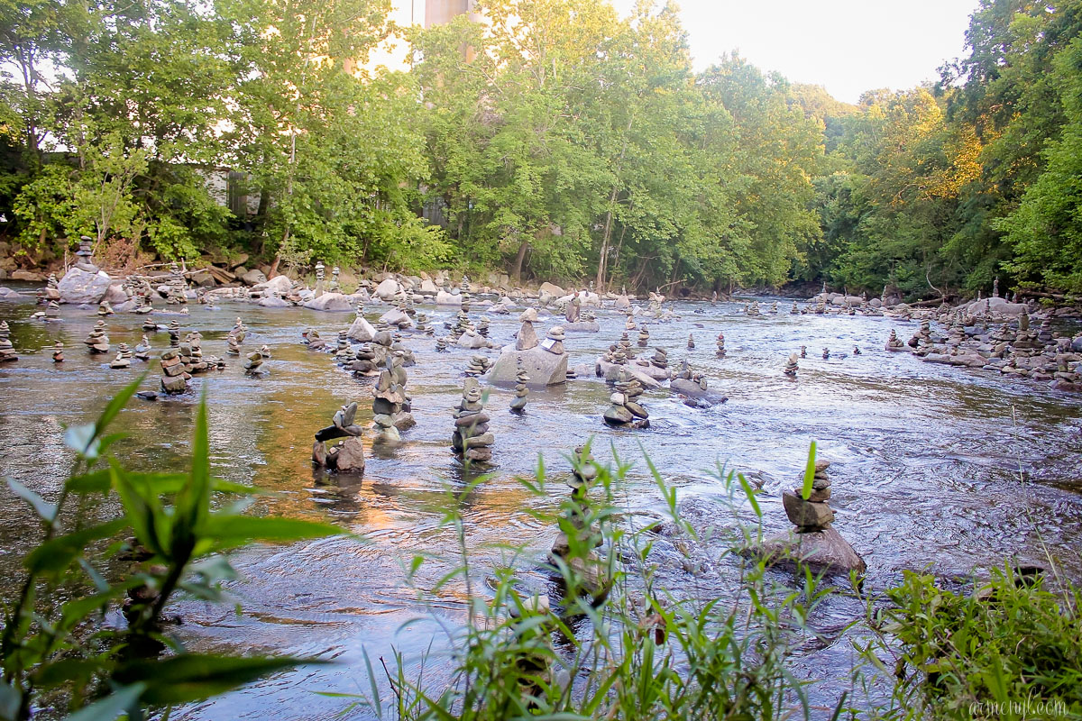 Plein Air in Ellicott City Maryland Artist Everywhere photographed by Armenyl.com Maryland photographers