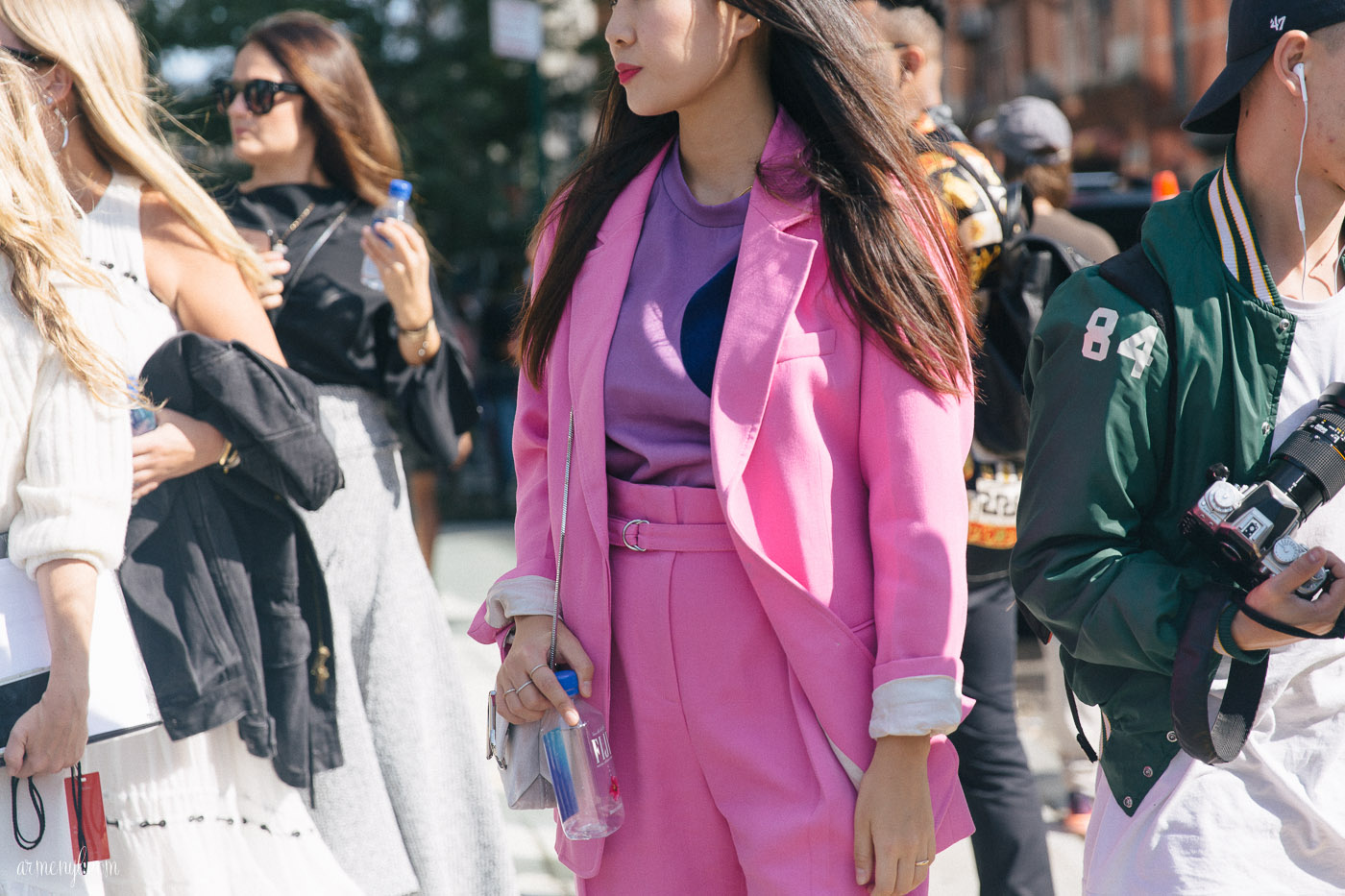 The best pink pantsuits street style looks at New York Fashion Week SS 2018 photo by street style photographer Armenyl