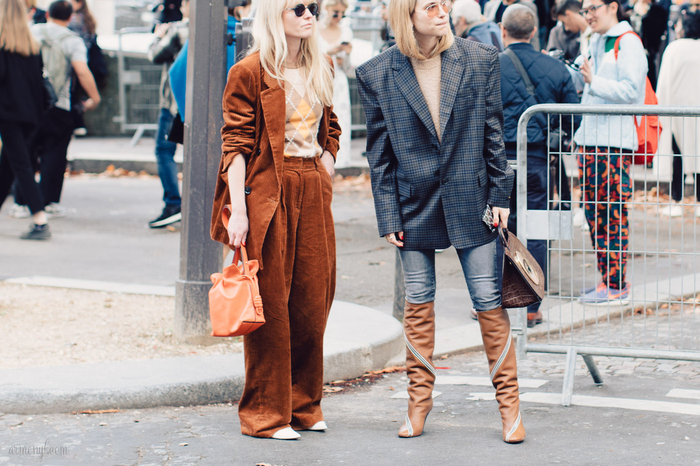 Plaid street style trend the biggest fall fashion trend at Paris fashion Week photography by Armenyl