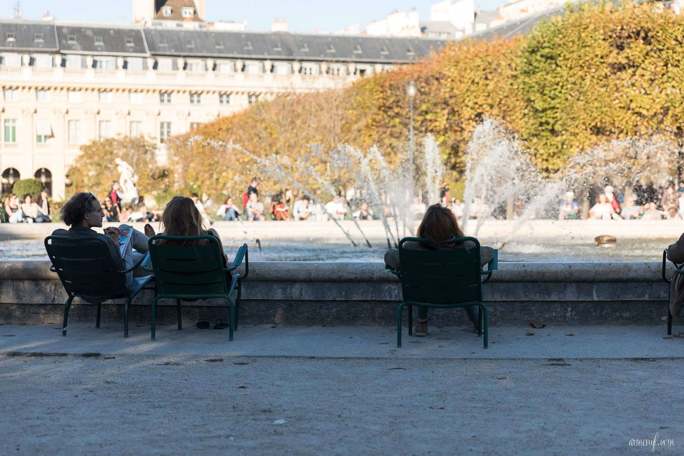 People at fountain at Paris Jardin de jardin du Palais-Royal Paris Photography by Armenyl, 2017 Royal